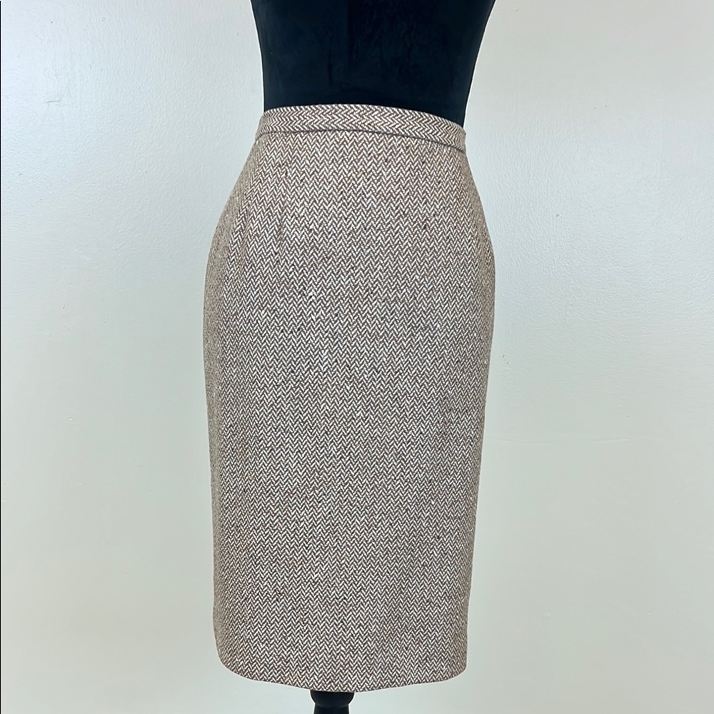 Elegant Brown Wool Skirt